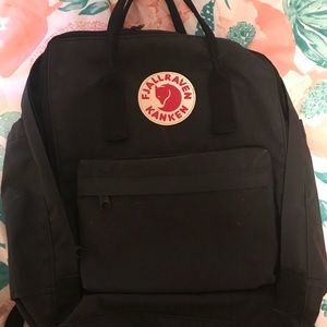 FJALLRAVEN KANKEN Black Backpack